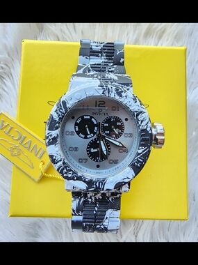 💀Invicta Marble-Pattern Chronograph Watch - Black & White Original Brand New
